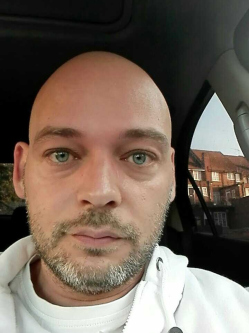 Andras, 48 éves társkereső férfi, Békés