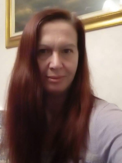 Angi, 50 �ves t�rskeres� n�, Kiskunf�legyh�za