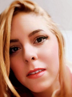 Vica, 42 �ves t�rskeres� n�, �rd