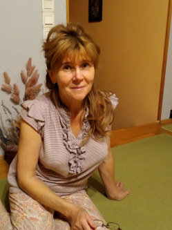 Teca, 66 �ves t�rskeres� n�, Szentendre