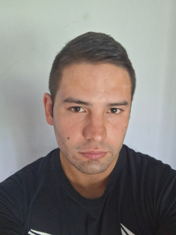 B�ci, 27 �ves t�rskeres� f�rfi, B�k�scsaba