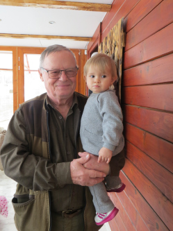 Zolt�n, 75 �ves t�rskeres� f�rfi, H�gy�sz