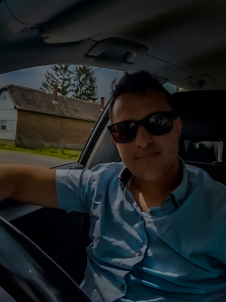 J�zsef, 24 �ves t�rskeres� f�rfi, Csik�st�tt�s
