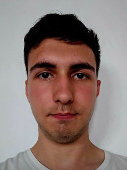 �d�m, 18 �ves t�rskeres� f�rfi, Mak�