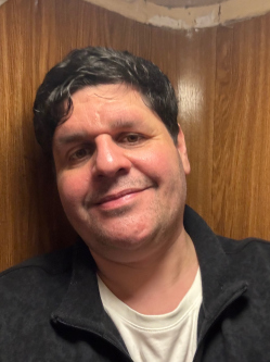 Zoltan, 43 �ves t�rskeres� f�rfi, Pilisv�r�sv�r