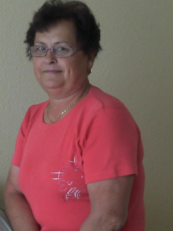 M�ria, 76 �ves t�rskeres� n�, Kecskem�t