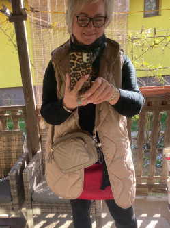 Erzsike, 63 �ves t�rskeres� n�, Ny�regyh�za