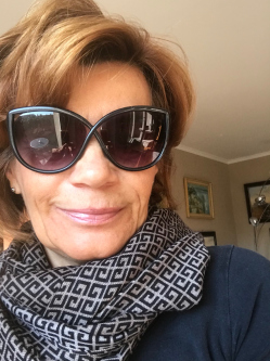 �va, 71 �ves t�rskeres� n�, Duna�jv�ros