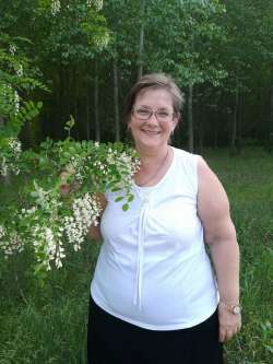 �va, 61 �ves t�rskeres� n�, J�szber�ny