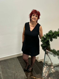 Kata, 59 �ves t�rskeres� n�, Miskolc
