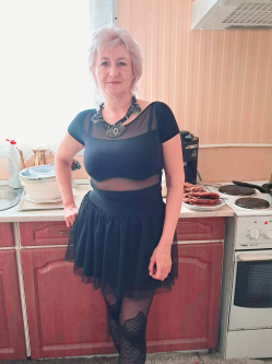 Andi, 52 �ves t�rskeres� n�, Debrecen