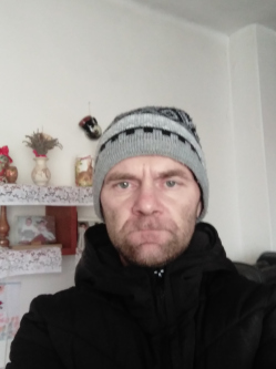 Kislopi, 48 �ves t�rskeres� f�rfi, Szerbia egy�b