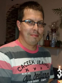 Andr�s, 39 �ves t�rskeres� f�rfi, Nemesszal�k