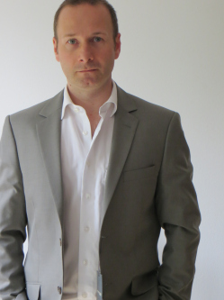 Ivan, 41 �ves t�rskeres� f�rfi, Eur�pa (egy�b)