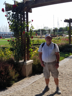 J�zsef, 81 �ves t�rskeres� f�rfi, Piliscsaba