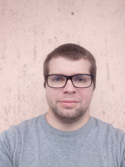 G�bor, 29 �ves t�rskeres� f�rfi, Kisv�rda