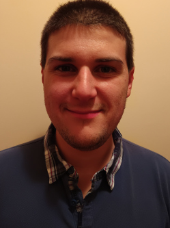 Bence, 26 �ves t�rskeres� f�rfi, Eger