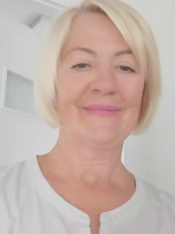 Margo, 69 �ves t�rskeres� n�, Szombathely