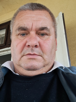 Zsolt, 55 �ves t�rskeres� f�rfi, Miskolc