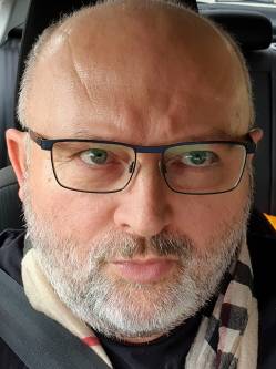Csaba, 59 �ves t�rskeres� f�rfi, P�cs