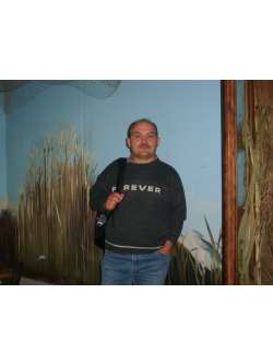 J�nos, 57 �ves t�rskeres� f�rfi, Dunaf�ldv�r