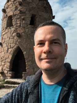 Csaba, 47 �ves t�rskeres� f�rfi, Eger