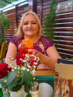 M�rta, 67 �ves t�rskeres� n�, Bihar