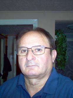 Csaba, 55 �ves t�rskeres� f�rfi, Gy�r