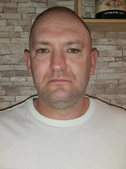 Attila, 47 �ves t�rskeres� f�rfi, Kiskunhalas