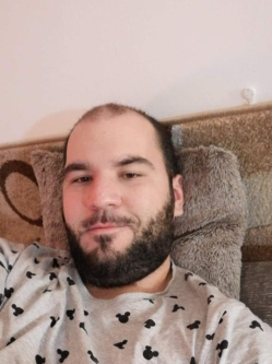 Ricsi, 36 �ves t�rskeres� f�rfi, Sopron