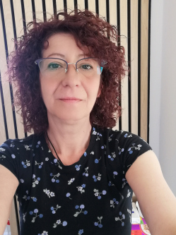 Katalin, 52 �ves t�rskeres� n�, Ajka