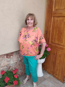 Magdolna, 71 �ves t�rskeres� n�, Szolnok