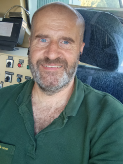 Imre, 53 �ves t�rskeres� f�rfi, Szombathely
