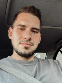 D�vid, 28 �ves t�rskeres� f�rfi, K�szeg