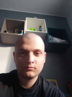 Norbert, 20 �ves t�rskeres� f�rfi, Kiskunhalas
