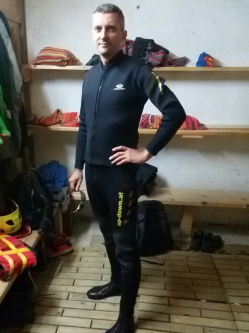Wizier, 47 �ves t�rskeres� f�rfi, B�k�s