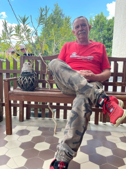 Endre, 59 �ves t�rskeres� f�rfi, J�sztelek