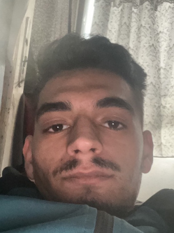 Martin, 22 �ves t�rskeres� f�rfi, Tolcsva