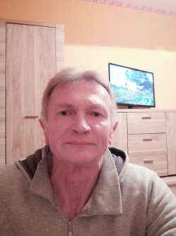 Istv�n, 60 �ves t�rskeres� f�rfi, Kiskunhalas