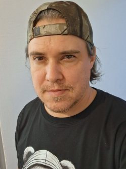 Henrik, 47 �ves t�rskeres� f�rfi, Szeged