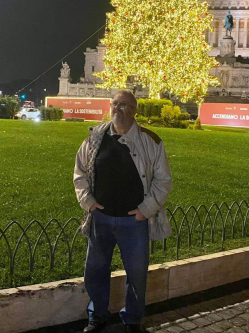 J�zsef, 70 �ves t�rskeres� f�rfi, Kecskem�t