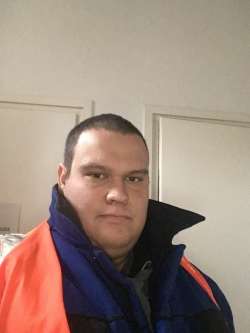 S�ndor, 30 �ves t�rskeres� f�rfi, Szeghalom
