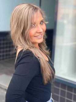 27 �ves budapesti n�