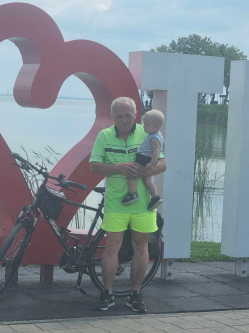 Lajos, 66 �ves t�rskeres� f�rfi, P�sp�kmoln�ri