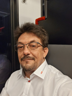 Jens, 50 �ves t�rskeres� f�rfi, Eur�pa (egy�b)