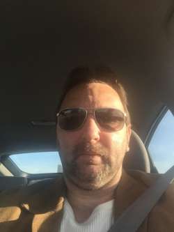 Peter, 54 �ves t�rskeres� f�rfi, Eur�pa (egy�b)