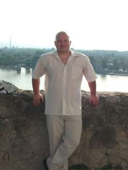 G�bor, 48 �ves t�rskeres� f�rfi, Budapest