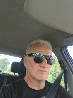 Maggio, 58 �ves t�rskeres� f�rfi, P�cs