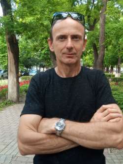 Attila, 53 �ves t�rskeres� f�rfi, Kecskem�t