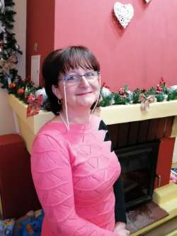 Erzs�bet, 61 �ves t�rskeres� n�, Balk�ny